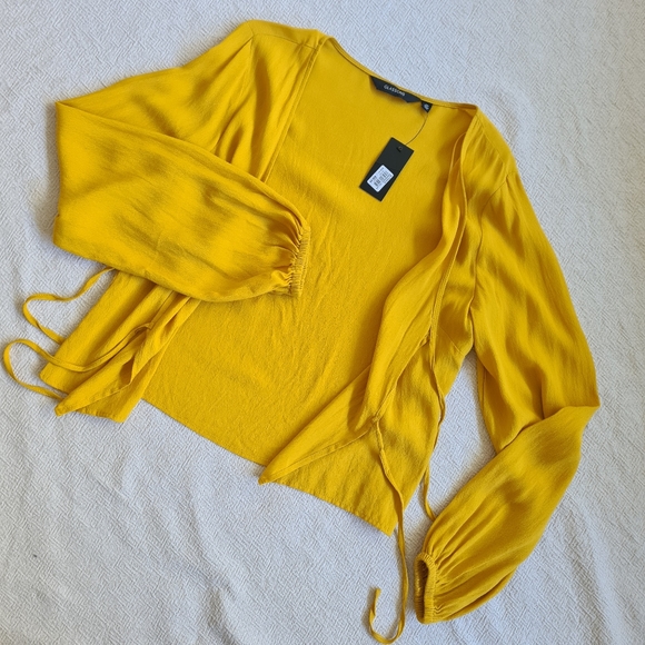 Glassons tie front mustard top size 10 - Picture 8 of 13